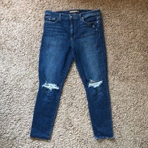 Joe’s High Rise Skinny Ankle Jeans - size 32